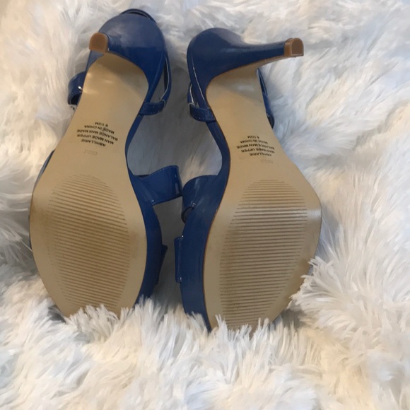 Heels - Picture 3 of 3